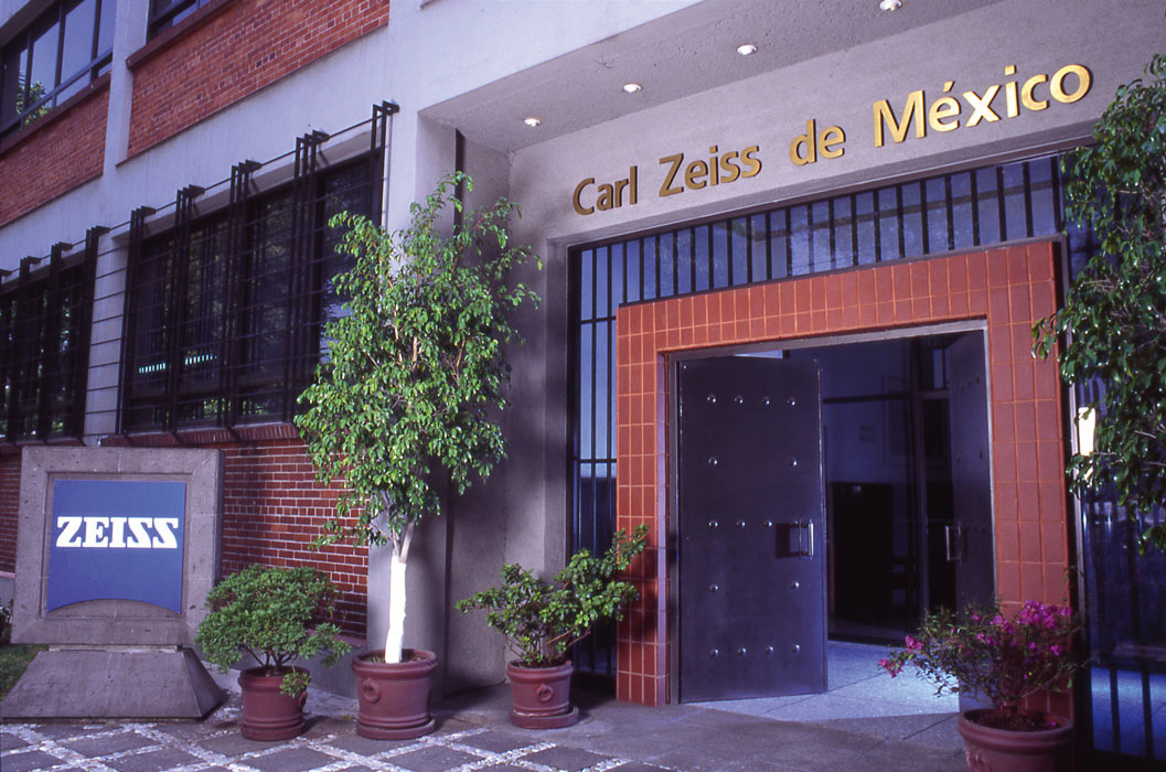 (c) Zeiss.com.mx