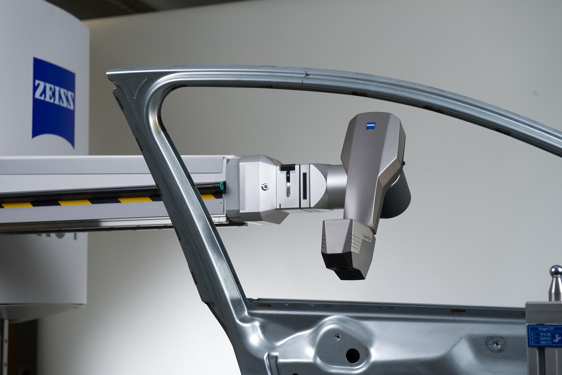  ZEISS EagleEye navigator durante la medición