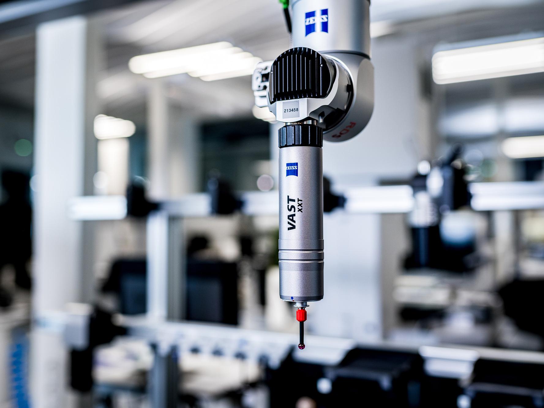 Cabezal de sonda ZEISS VAST XXT en uso