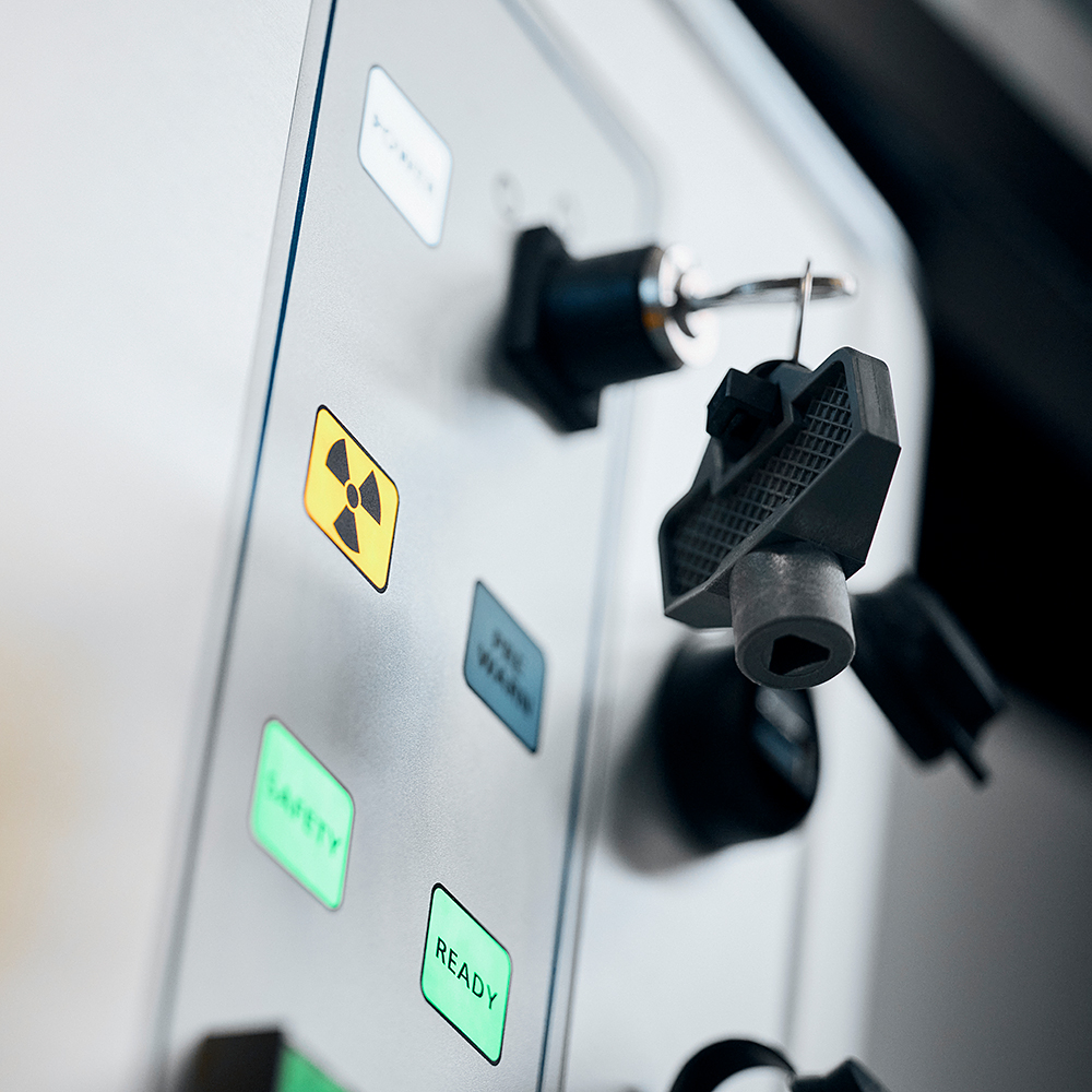 Panel de control para la detección de defectos por rayos X 2D