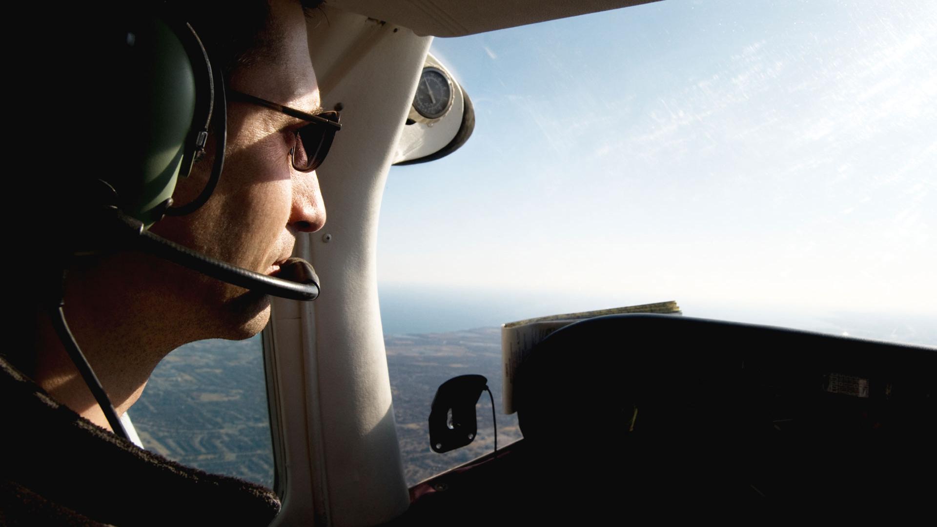 Lentes para pilotos – Visión perfecta incluso sobre las nubes