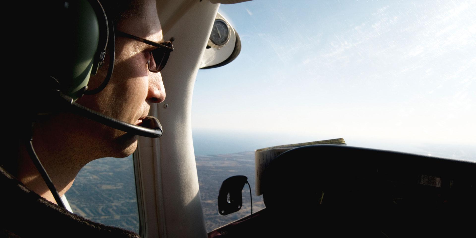 Lentes para pilotos – Visión perfecta incluso sobre las nubes